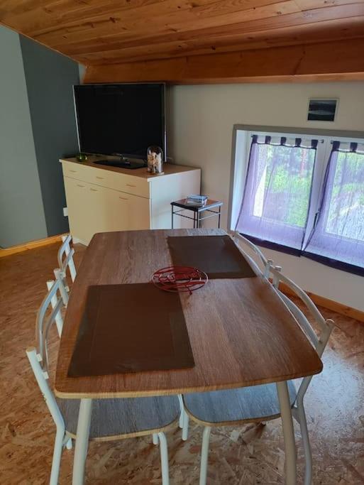 Chez Serge Et Annie Appartement Polignac (Haute-Loire)
